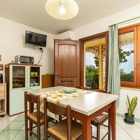 Flavia Appartement *